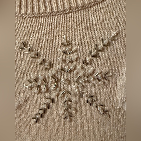 LOFT Women's White Snowflake Sweater - Picture 3 of 5